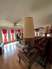 416 Vernon St photo'