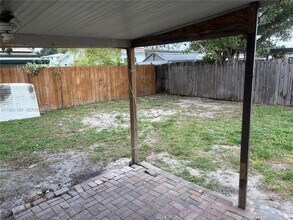 2515 Wiley Ct in Hollywood, FL - Building Photo - Building Photo