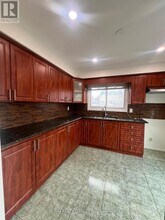 31 Junewood Crescent in Brampton, ON - Building Photo - Building Photo