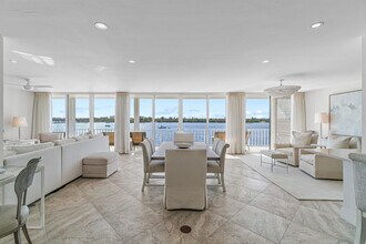 2784 S Ocean Blvd in Palm Beach, FL - Building Photo - Building Photo