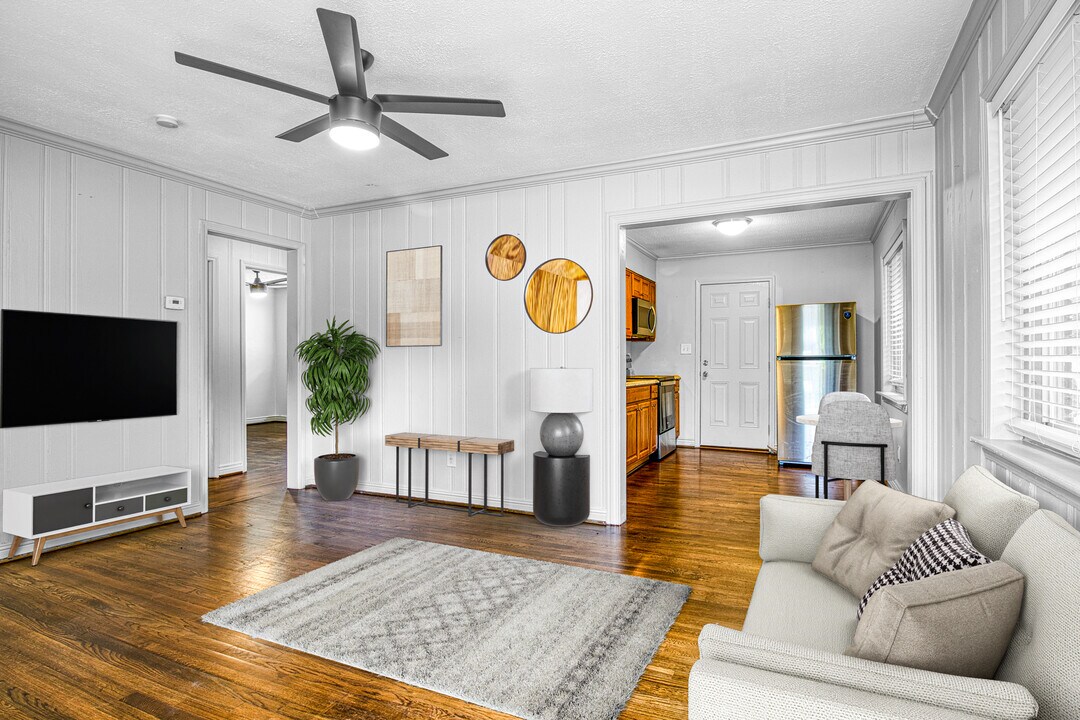 3447 Pierce St in College Park, GA - Foto de edificio
