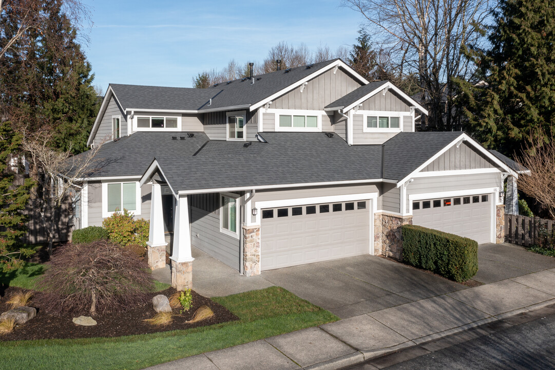 Bridgewater Place Condominiums in Issaquah, WA - Building Photo