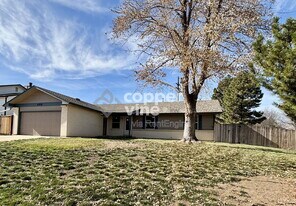 495 Ash St in Broomfield, CO - Building Photo