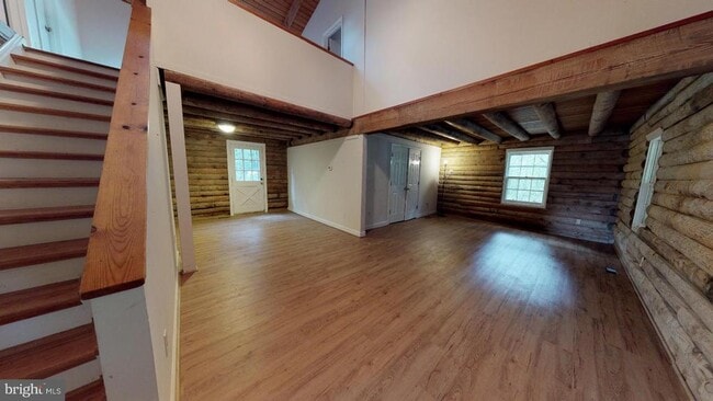 412 Ole Dirt Rd in Great Falls, VA - Building Photo - Building Photo