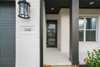 24606 Keswick Vly Wy in The Woodlands, TX - Building Photo - Building Photo