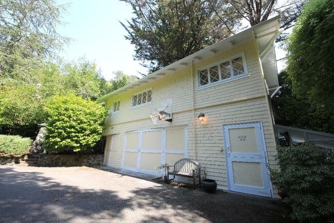 property at 1 Throckmorton Ln