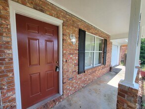6514 Omoko St in Panama City, FL - Building Photo - Building Photo