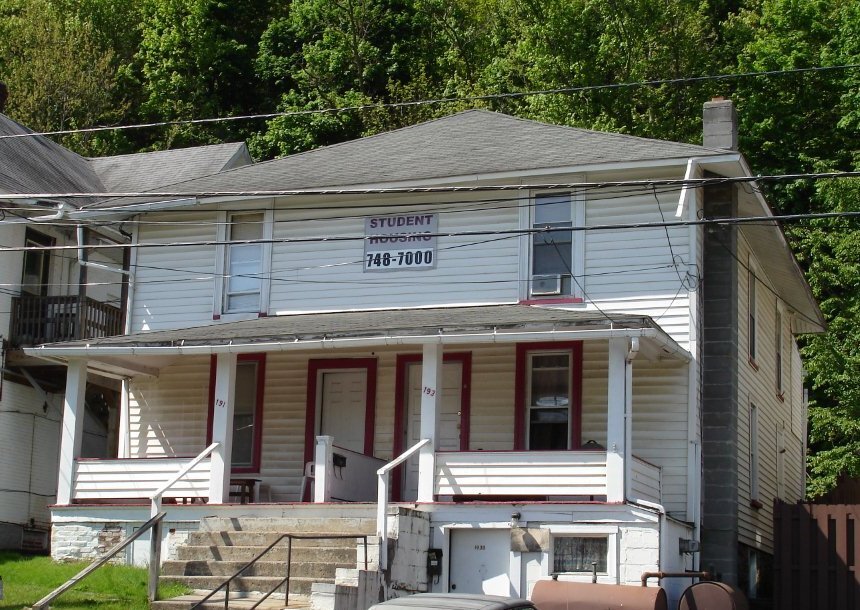 191 N Fairview St, Unit 1 in Lock Haven, PA - Foto de edificio