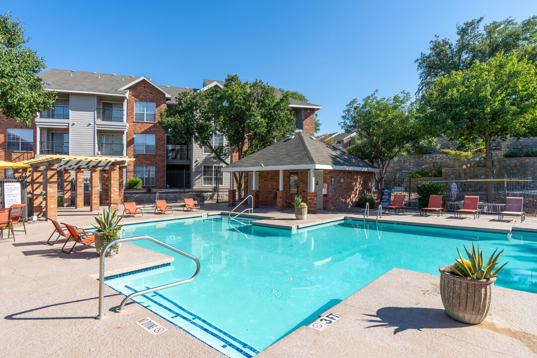 Shadow Ridge Apartment Homes in El Paso, TX - Building Photo