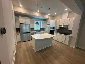 6605 N Nebraska Ave in Tampa, FL - Building Photo - Building Photo