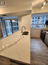 30-1430 Hayden St in Toronto, ON - Building Photo - Building Photo
