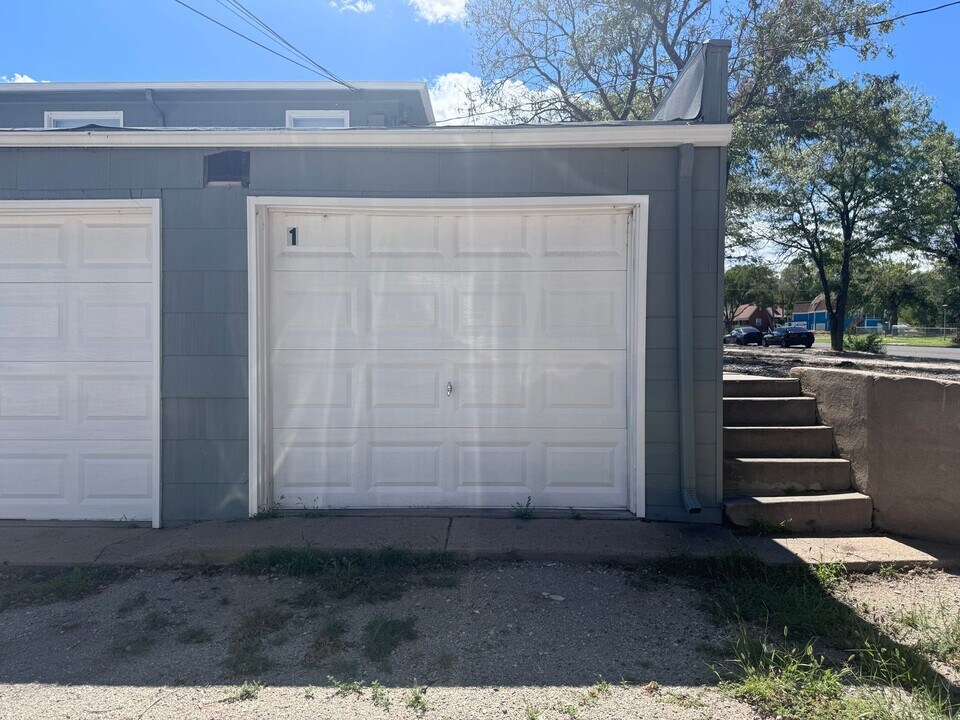 121 W Grant Ave in Pueblo, CO - Building Photo