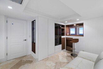 2727 S Ocean Blvd in Highland Beach, FL - Building Photo - Building Photo