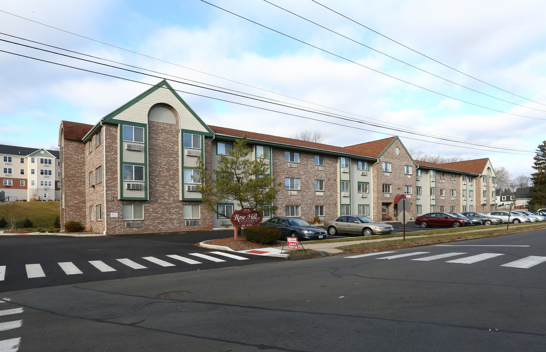 Rose Hill Apartments in Branford, CT - Building Photo