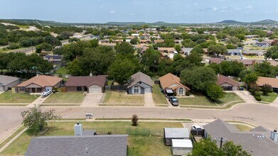 109 Campfire Cir in Copperas Cove, TX - Building Photo - Building Photo