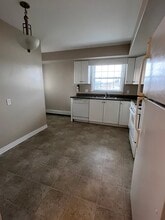 945 Cole Harbour Rd in Dartmouth, NS - Building Photo - Building Photo