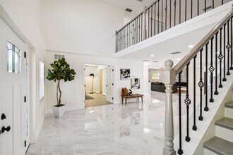 4910 W San Miguel St in Tampa, FL - Building Photo - Building Photo