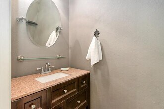 1507 Maybrook Ct in Arlington, TX - Building Photo - Building Photo