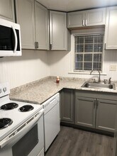 1132 Cherry Laurel St in Tallahassee, FL - Building Photo - Building Photo