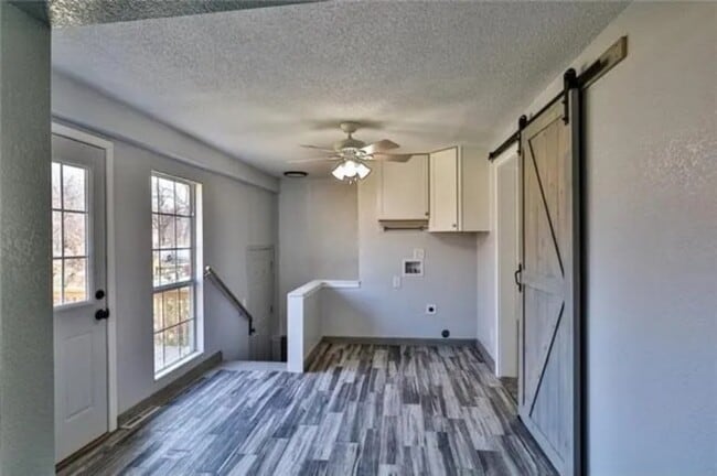 property at 711 S Northern Blvd