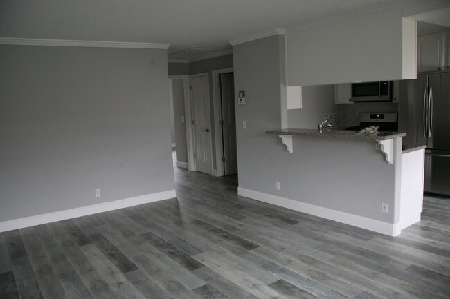 2708 Wilson Ave in Redding, CA - Foto de edificio - Building Photo