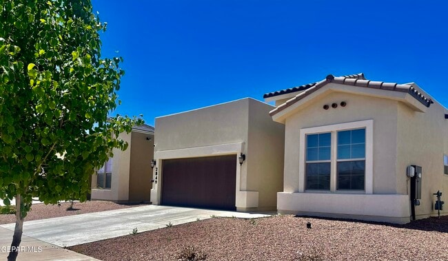 property at 2849 Tierra Oasis St