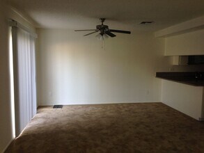 10156 Shady Oaks Dr in Rancho Cucamonga, CA - Building Photo - Building Photo