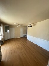 302 E Harriet Ave in Alpine, TX - Building Photo - Building Photo