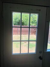 6320 Midway Rd in Springtown, TX - Foto de edificio - Building Photo