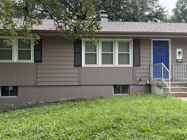 1805 N Kiger Rd in Independence, MO - Building Photo - Building Photo