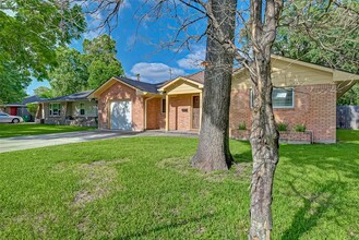 1214 Springrock Ln in Houston, TX - Building Photo - Building Photo