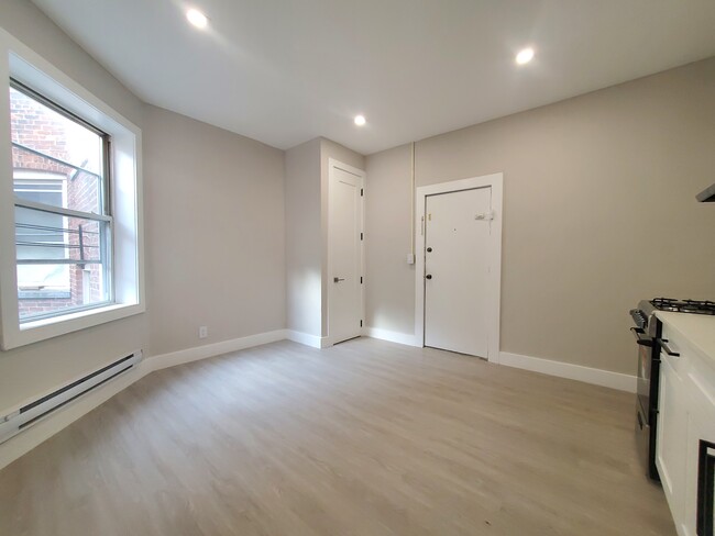 63 Lincoln St in Jersey City, NJ - Building Photo - Building Photo