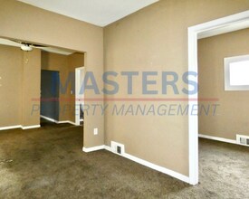 2563 Foraker Ave in Toledo, OH - Building Photo - Building Photo