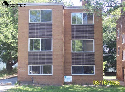 841-848 Linn Dr in Cleveland, OH - Foto de edificio - Building Photo