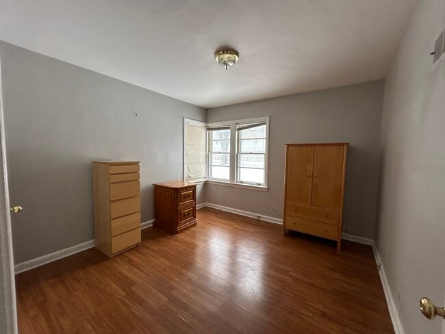 426 Mills St in Hinsdale, IL - Building Photo - Building Photo