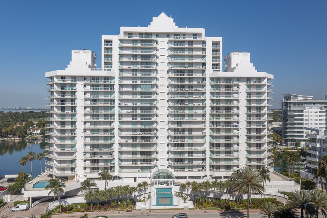 Grandview in Miami Beach, FL - Building Photo - Building Photo