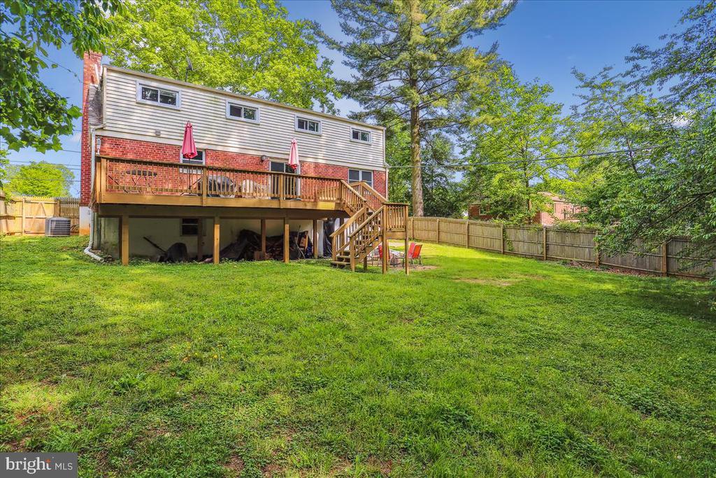 10724 Tenbrook Dr in Silver Spring, MD - Building Photo