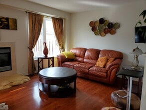 336 Riversedge Crescent in Ottawa, ON - Building Photo - Building Photo