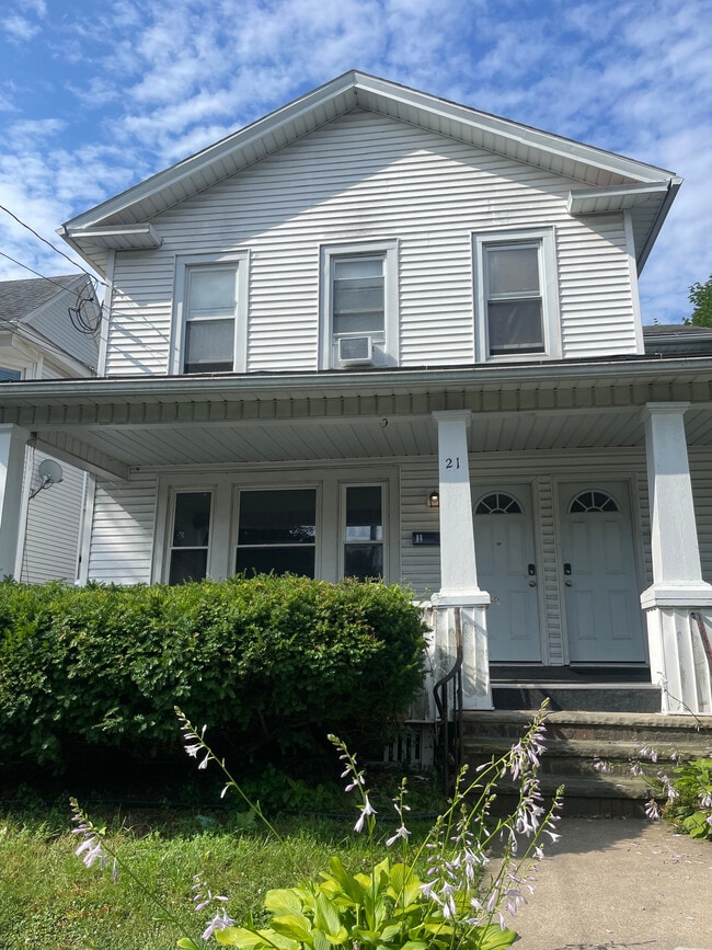 21 Nafus St, Unit 1
