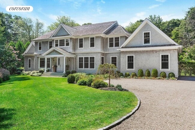 57 N Haven Way in Sag Harbor, NY - Building Photo - Building Photo