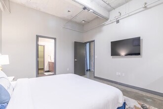 500 S Ervay St in Dallas, TX - Building Photo - Building Photo