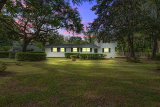 1986 Elaine St in Johns Island, SC - Building Photo - Building Photo