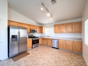 5347 Lattice Ct in North Las Vegas, NV - Building Photo - Building Photo