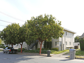 Garland Apartments in San Jose, CA - Building Photo - Building Photo