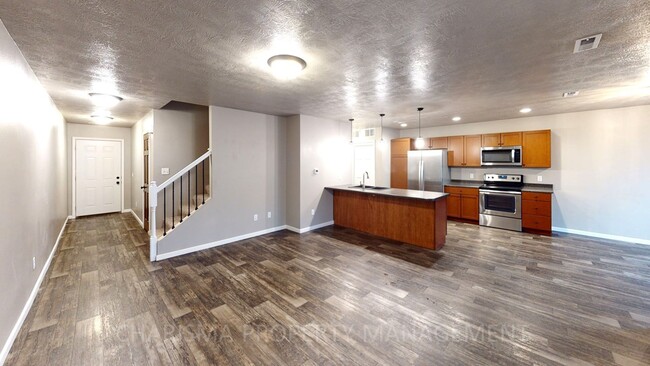 3808 Oklahoma Ave in Sioux Falls, SD - Building Photo - Building Photo
