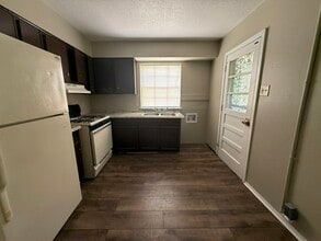 2968 Lark Rd in Memphis, TN - Building Photo - Building Photo