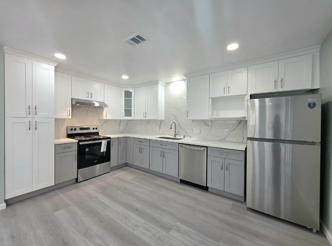 property at 969 Asilomar Ter
