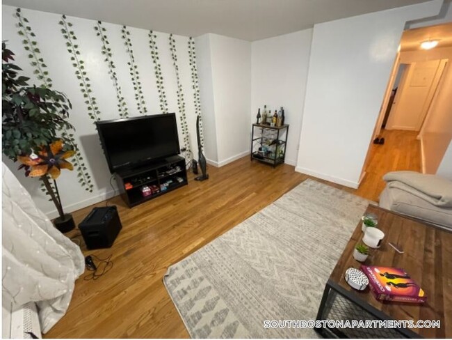 property at 266 Gold St