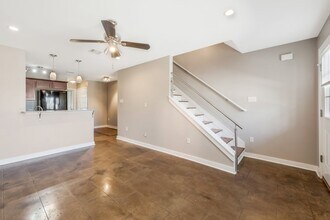 318 Titan in Lafayette, LA - Building Photo - Building Photo