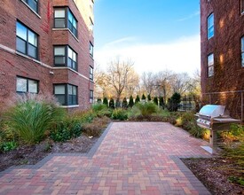 6900 S South Shore Drive in Chicago, IL - Foto de edificio - Building Photo